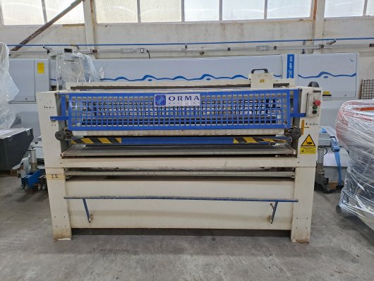 ORMA l 216 gluing machine  