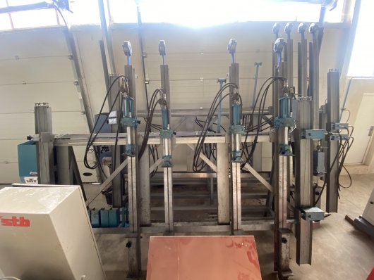 UTIS 3000X2000mm vertical framing machine